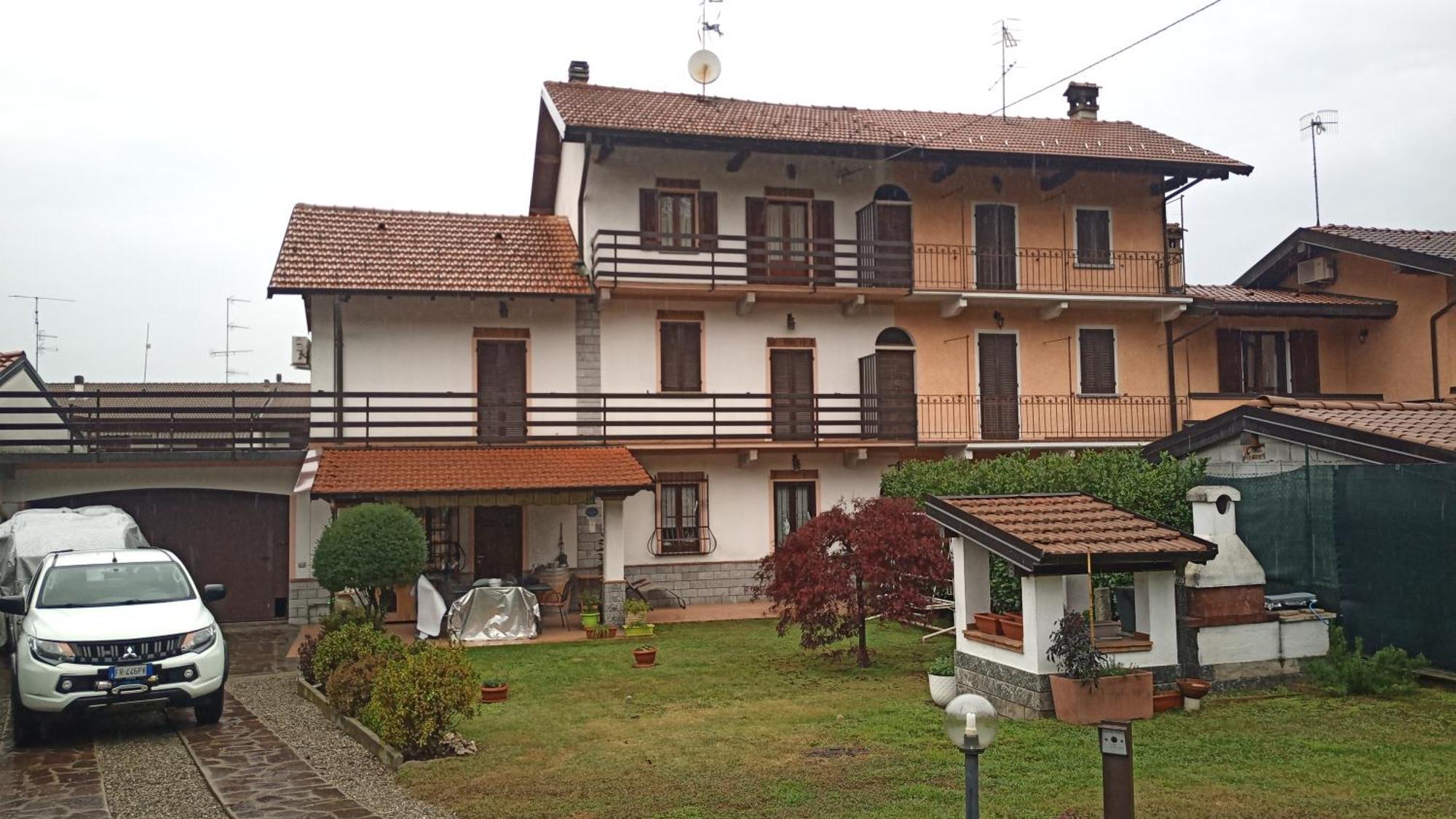 La Luna Nel Pozzo Hotel Castelletto sopra Ticino Exterior photo